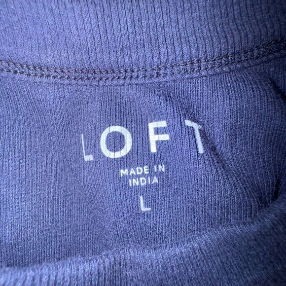 Loft Large Tank Top - Picture 3 of 3